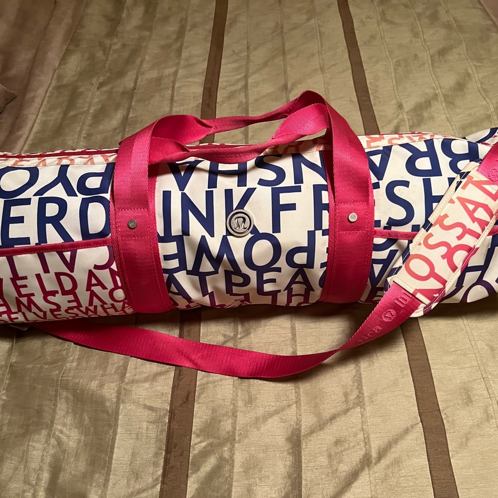 Vintage lululemon yoga mat bag